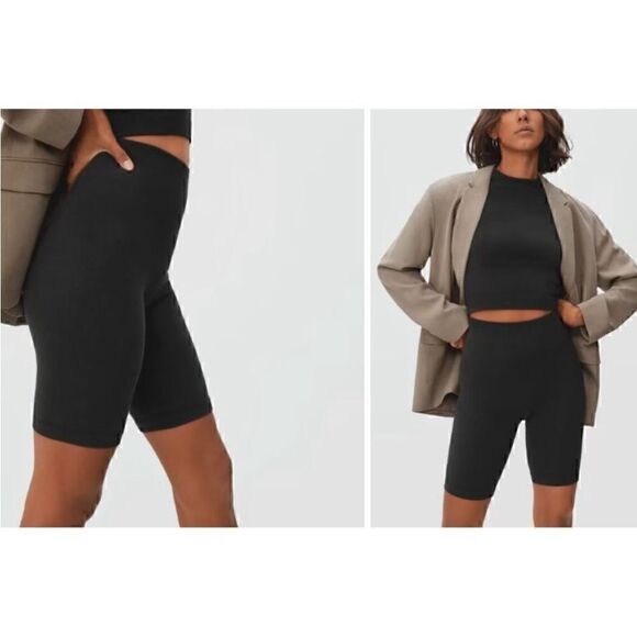 NWT Everlane The Seamless Bike Short Black Size XS/S - Picture 9 of 9